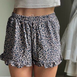 American Eagle Tan Black Leopard Flowy Shorts